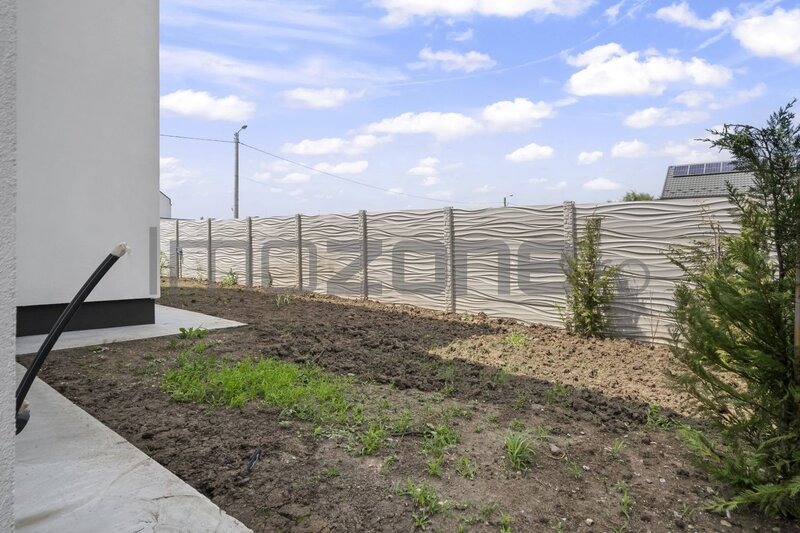 Otopeni, vila individuala - P+1, 4 camere,  3 dormitoare, 3 bai, 131 mp utili, teren 350 mp